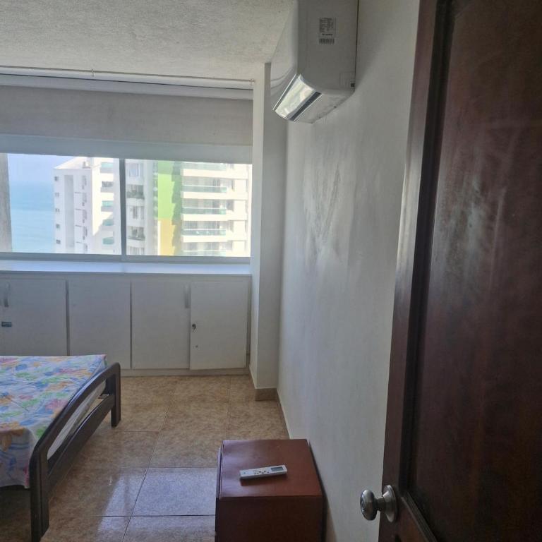Beautiful and spacious apartment with ocean views - Three-Bedroom Apartment - 22