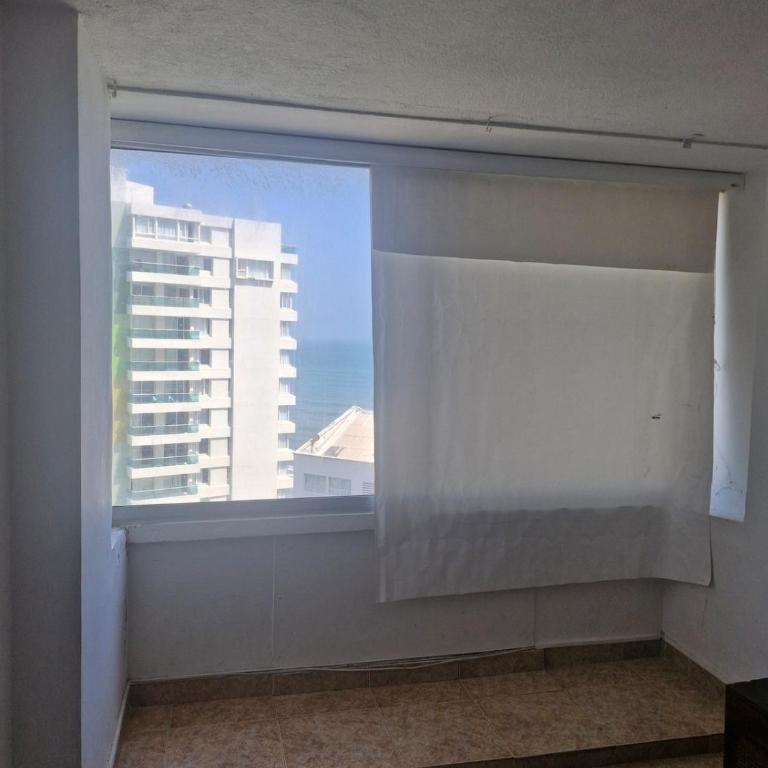 Beautiful and spacious apartment with ocean views - Three-Bedroom Apartment - 27