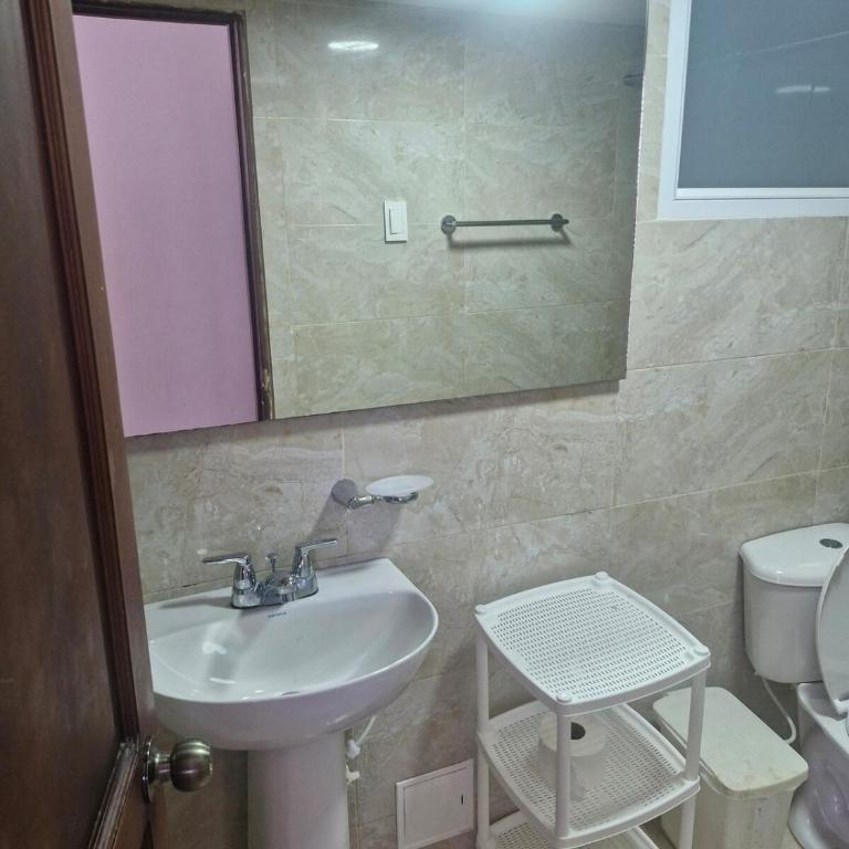 Beautiful and spacious apartment with ocean views - Three-Bedroom Apartment - 30
