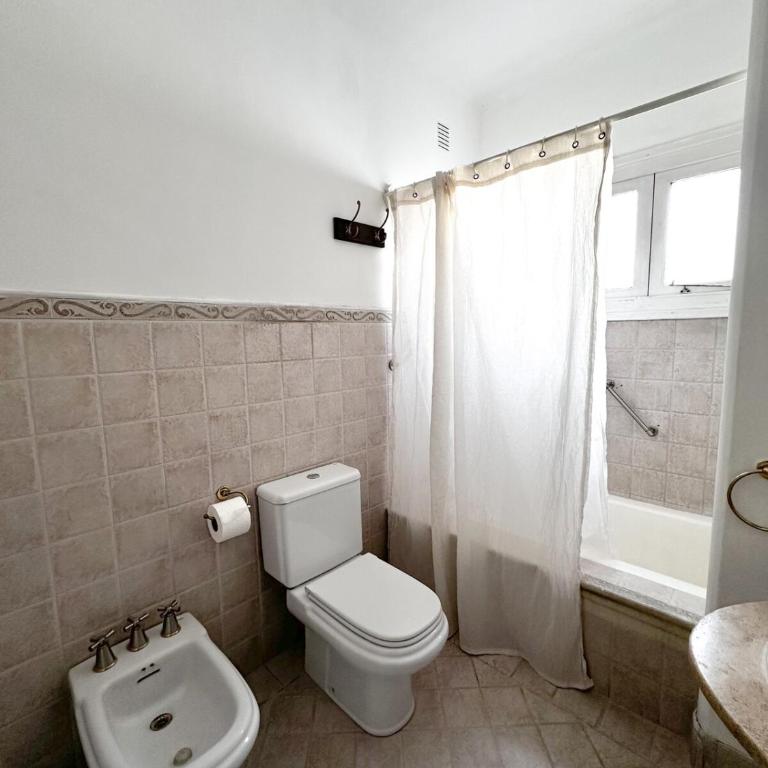Depto Colón Espacioso y céntrico Junín - Apartamento de 2 dormitorios - 4