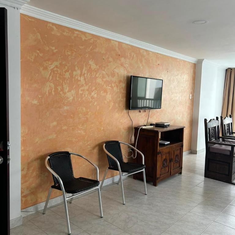 Comfortable apartment with spectacular ocean views - Three-Bedroom Apartment - 12