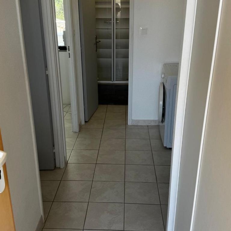 Appartement Rénové Climatisé à 300m Plage avec Parking - Apartamento de 1 dormitorio - 16