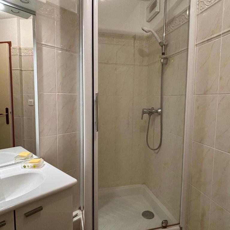 Chaleureux 2 pièces avec balcon proche des pistes - Appartement 1 Chambre - 9