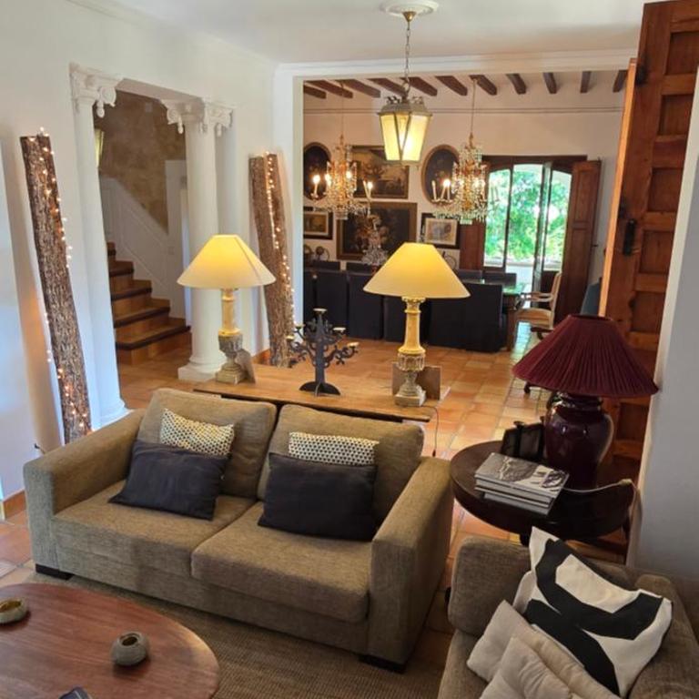 Mezquida del puerto - Six-Bedroom House - 9