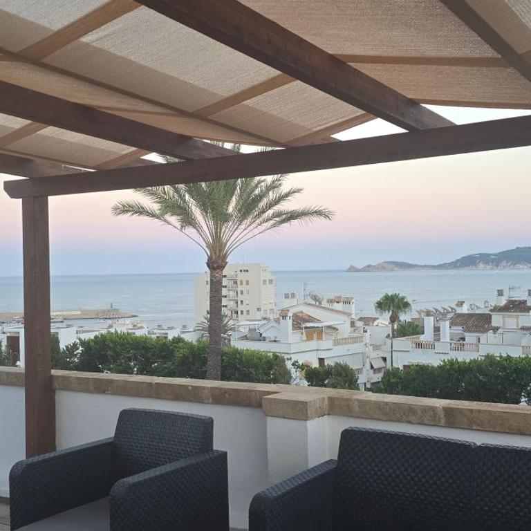 Mezquida del puerto - Six-Bedroom House - 31