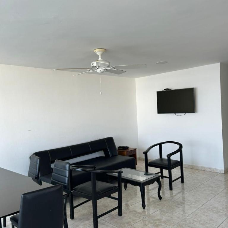 Elegant and comfortable ocean view apartment - Two-Bedroom Apartment - 11