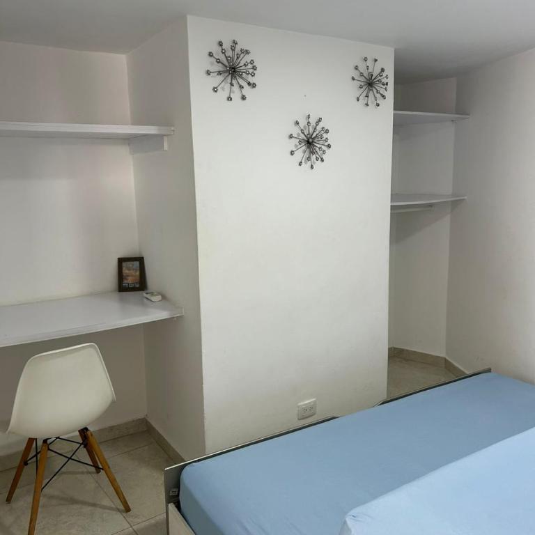 Elegant family apartment with ocean views - Two-Bedroom Apartment - 9