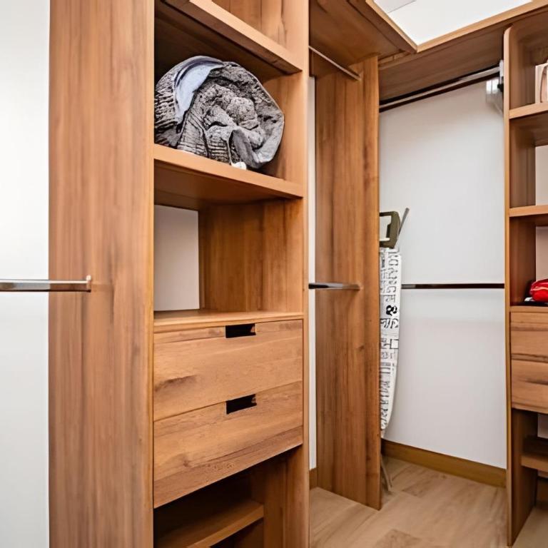 Nuevo apartamento de 1 dormitorio con vista al mar y al lago - Apartamento con vistas al mar - 11
