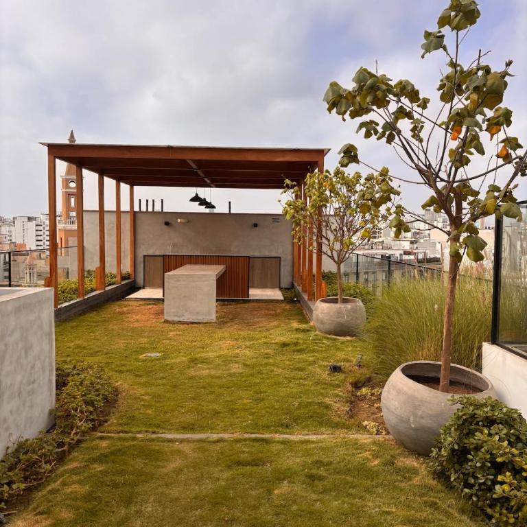 Luxury Miraflores apartment - Rooftop Pool & Gym - Two-Bedroom Apartment - 30