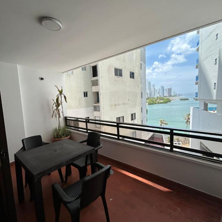 Elegant oceanfront family apartment - Two-Bedroom Apartment - 2