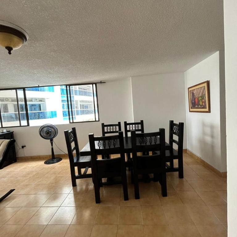 Elegant oceanfront family apartment - Two-Bedroom Apartment - 3