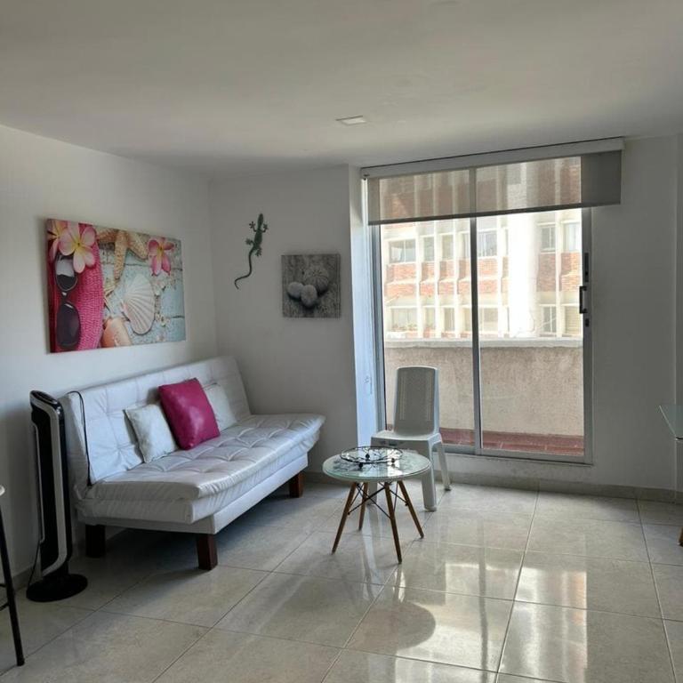 Nice and comfortable apartment near the beach - Two-Bedroom Apartment - 1