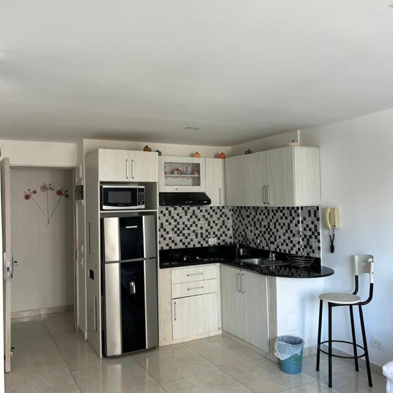 Nice and comfortable apartment near the beach - Two-Bedroom Apartment - 7