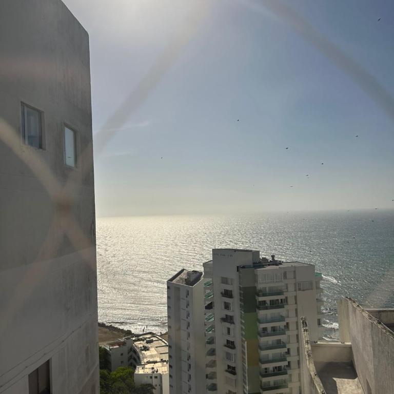 Nice and comfortable apartment with ocean views - Two-Bedroom Apartment - 2