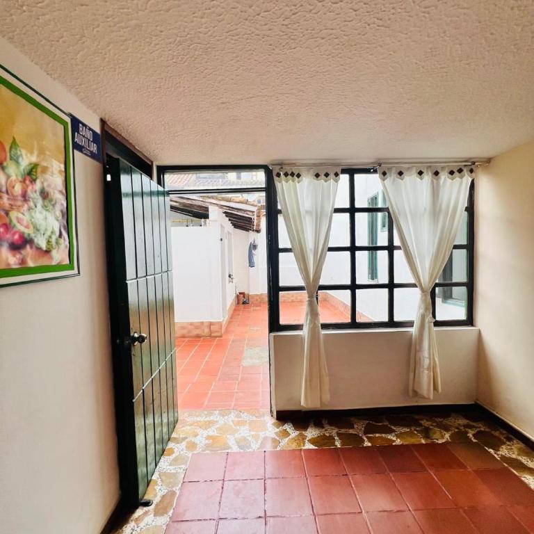 Casa de dos niveles - Casa de 4 dormitorios - 16