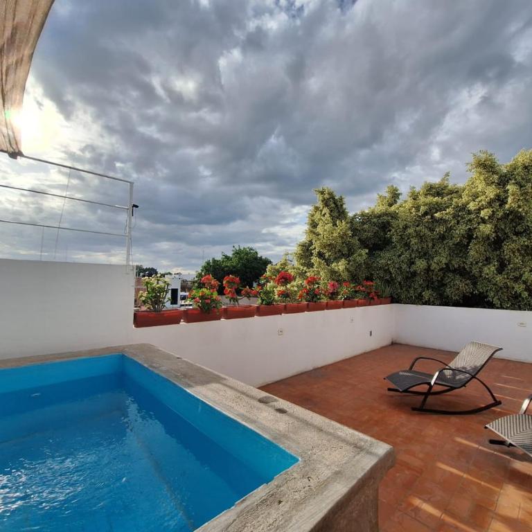 comfortable, spacious, central with a pool and terrace - Apartamento de 3 dormitorios - 15