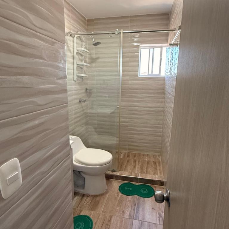 Apartamento completo de 3 Habitaciones cerca de la Playa - Three-Bedroom Apartment - 12