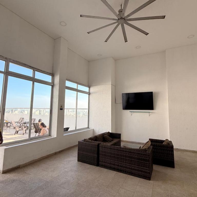 Apartamento completo de 3 Habitaciones cerca de la Playa - Three-Bedroom Apartment - 14