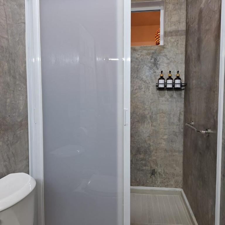 comfortable, spacious, central with a pool and terrace - Apartamento de 3 dormitorios - 8
