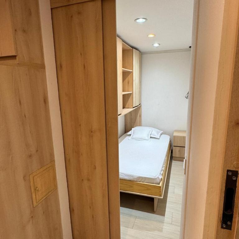 Moderno aparta estudio en el corazón de Chapinero - Apartamento de 2 dormitorios - 4