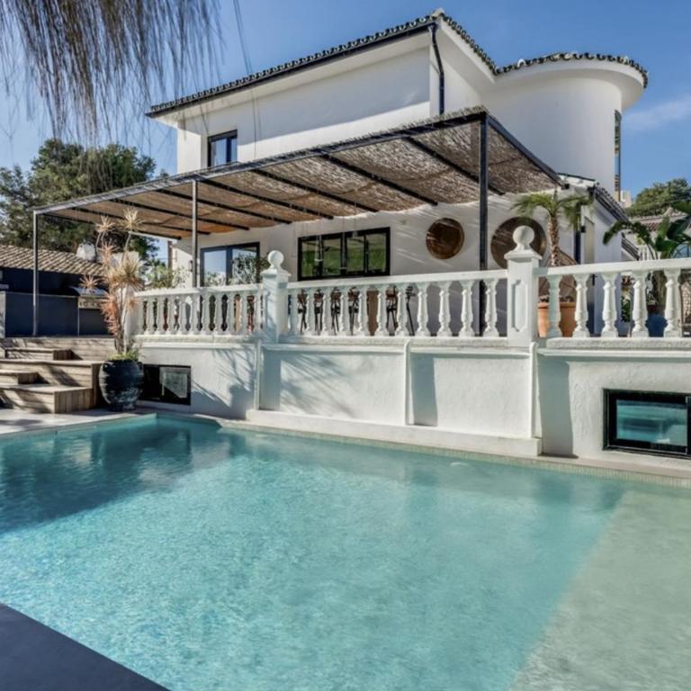 Stylish Villa, in a nice location - Casa - 1