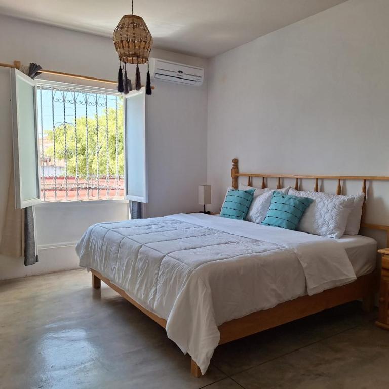 comfortable, spacious, central with a pool and terrace - Apartamento de 3 dormitorios - 3