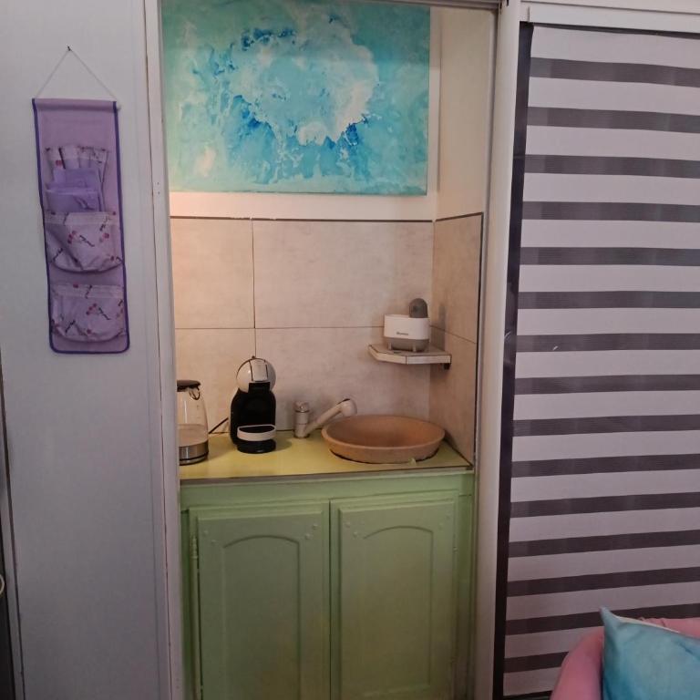 Séjour chambre chez l'habitant 200 m mer plages Promenade des Anglais - Appartement - Rez-de-Chaussée - 10