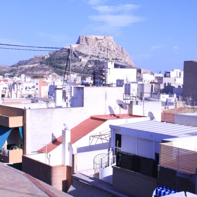 Sunny Apartments, Alicante Centre - Deluxe Apartment - 2