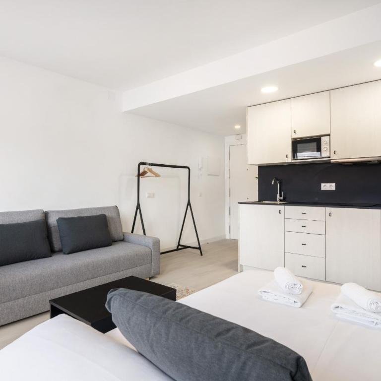 Madrid RIo Suites con Parking Privado - Studio - 2