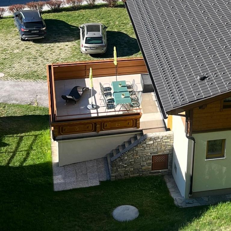 Ferienhaus Alpenblick, ganzes Ferienhaus, 5 Zi, 4 Bäder, gratis Parkplatz, Sonnenterrasse - Haus mit 5 Schlafzimmern - 20
