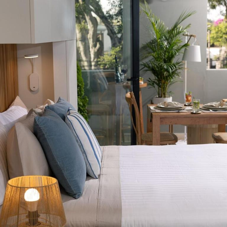 Loft in Barranco w Terr, AC, WiFi Nr Bridge of Sighs - One-Bedroom Apartment - 16