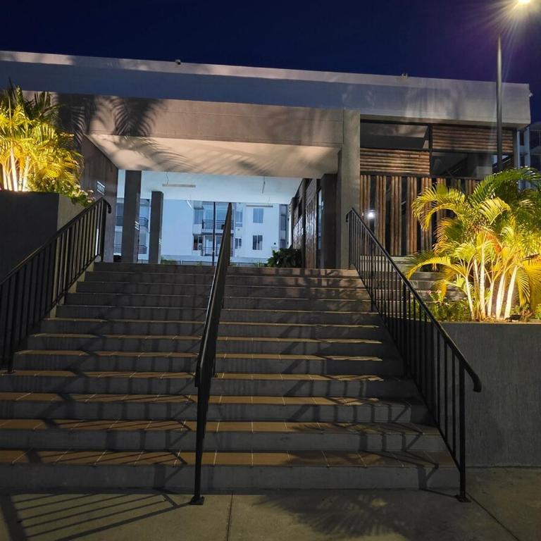 Descansa con vistas al lago, piscina, a 3 minutos de Girardot - Apartamento de 2 dormitorios - 12