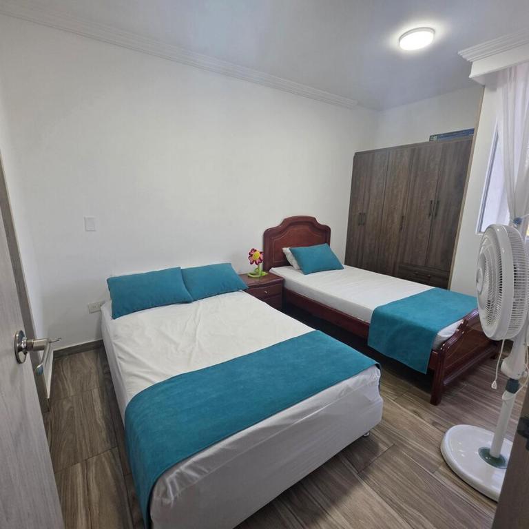 Descansa con vistas al lago, piscina, a 3 minutos de Girardot - Apartamento de 2 dormitorios - 31