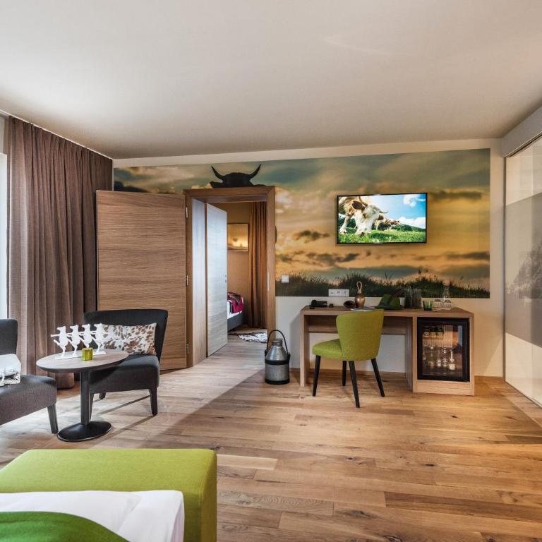 Hotel dasMEI - Doppelzimmer Almwiese mit Balkon - 1