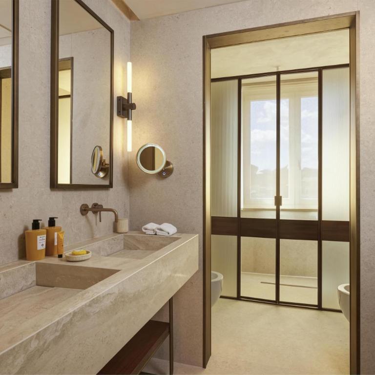 Palazzo Sanzio Rome, A Radisson Collection Hotel - Presidential Suite with Balcony -Tevere View - 7