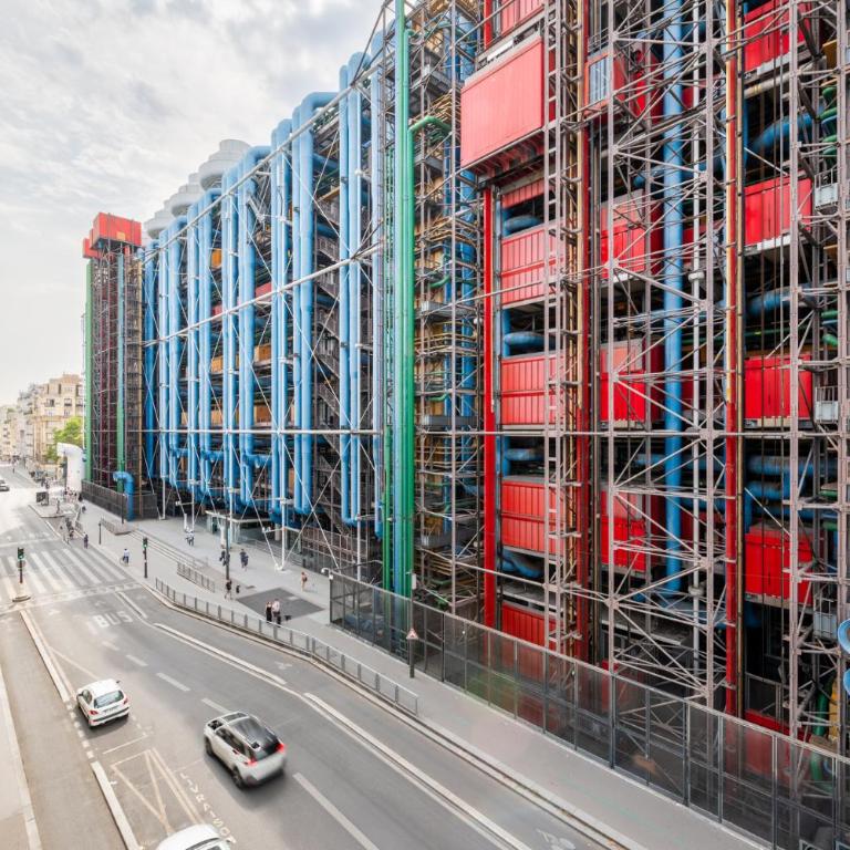 Charming and Bright 1BDR Near the Marais - Appartement - 24