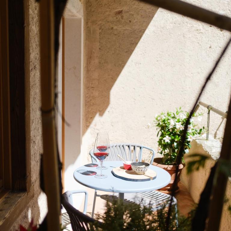Locanda Al Castelletto - Camera Matrimoniale Deluxe con Balcone - Edificio Separato - 1