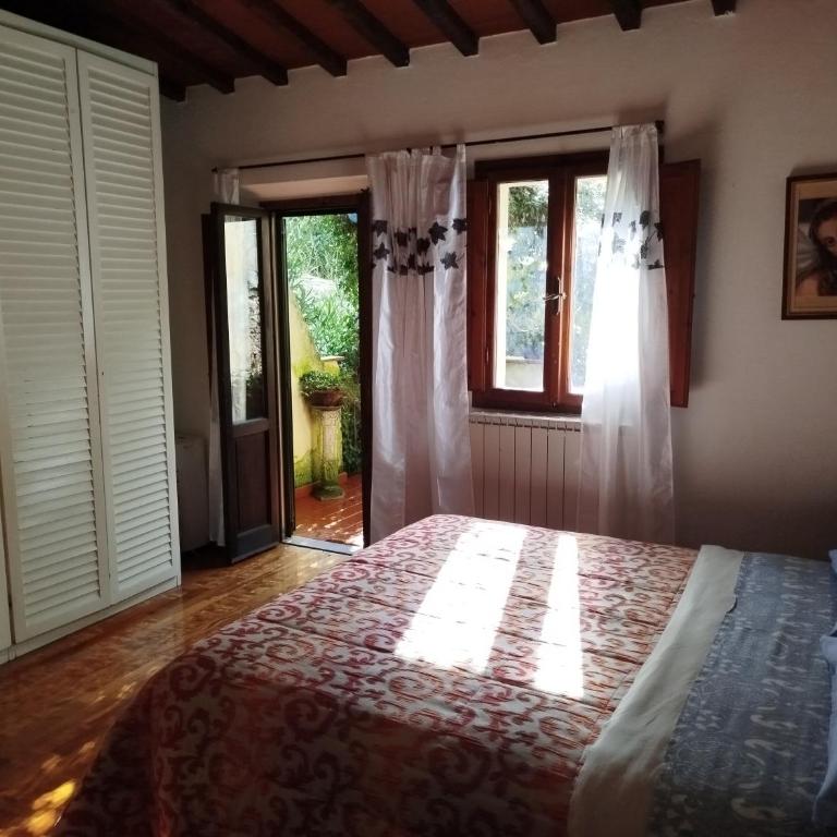 Casa Quaratesi - Two-Bedroom Apartment with Terrace - 53