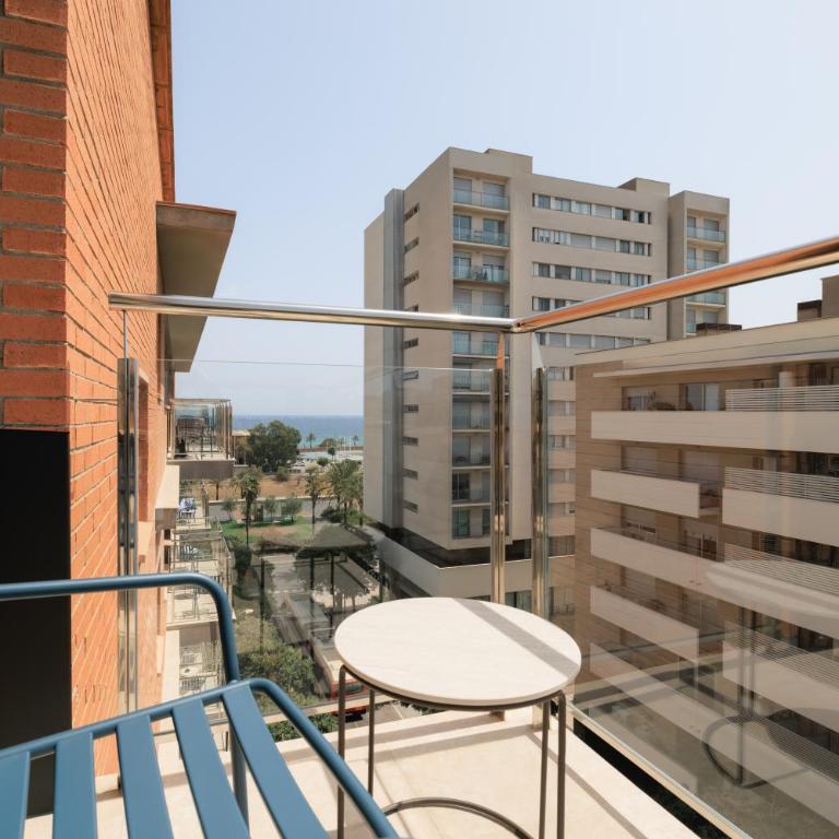 Catalonia Barcelona Beach - Suite Junior Familiar - 3