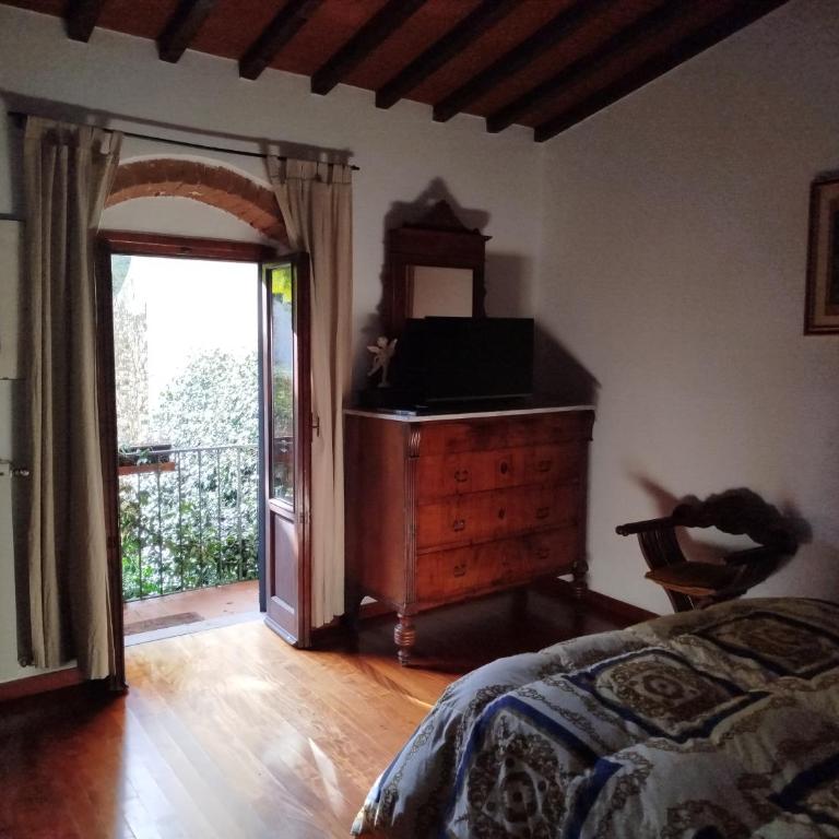 Casa Quaratesi - Two-Bedroom Apartment with Terrace - 47
