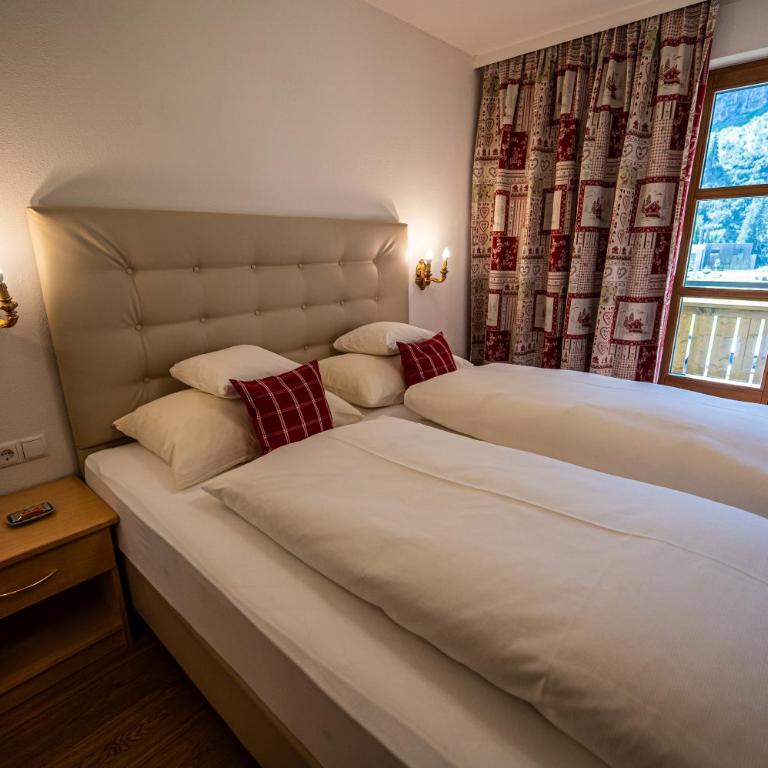 Hotel Hartenfels - Ferienwohnung mit Küchenzeile - 13