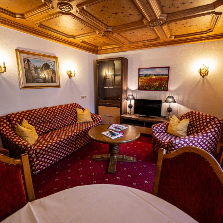 Hotel Hartenfels - Ferienwohnung mit Küchenzeile - 18