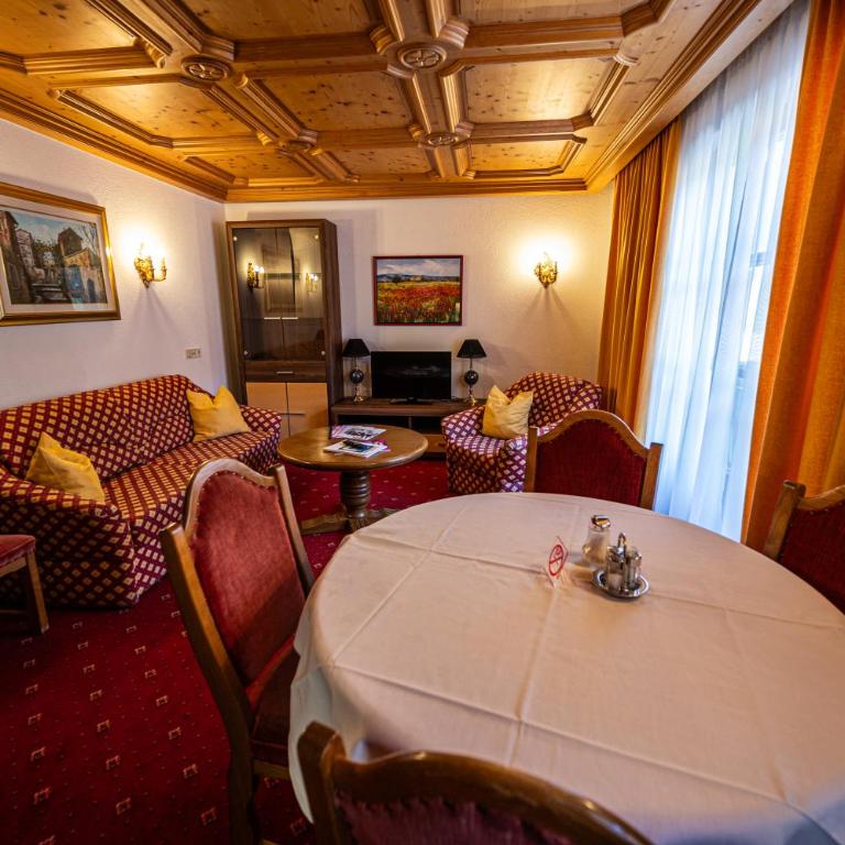 Hotel Hartenfels - Ferienwohnung mit Küchenzeile - 21