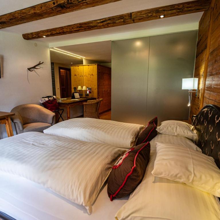 Hotel Hartenfels - Ferienwohnung mit Küchenzeile - 8