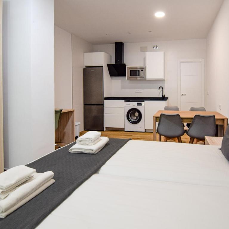 Letplanet Riquelme - Studio with Sofa Bed - 3