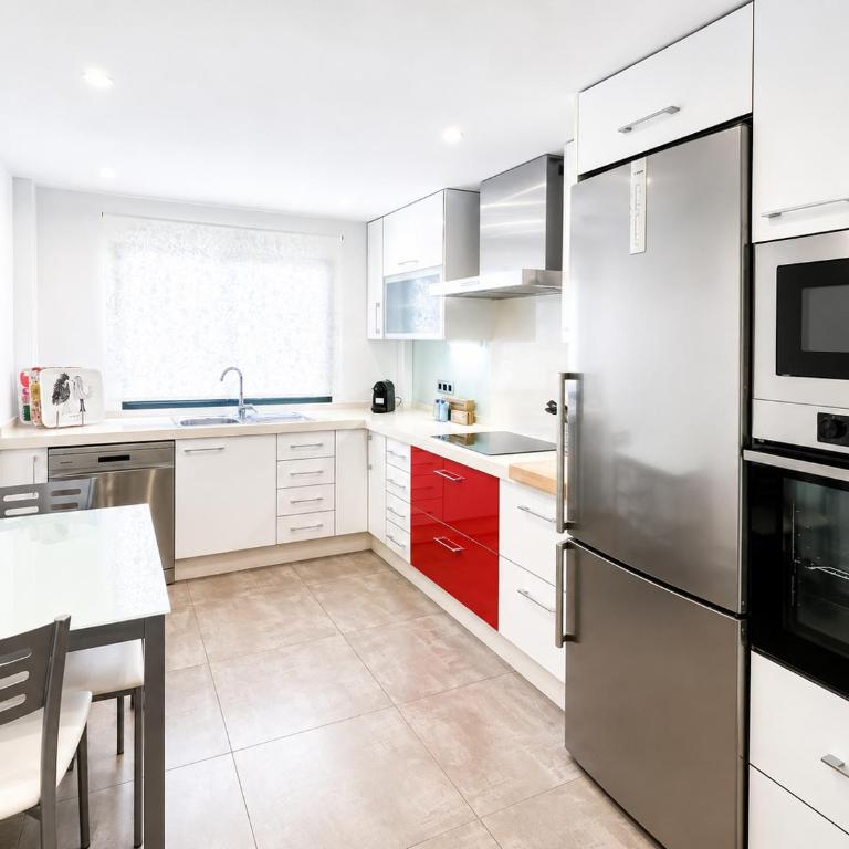 Spacious Family Townhouse in Cancelada, Near Golf Courses and the Beach - Three-Bedroom House - 17