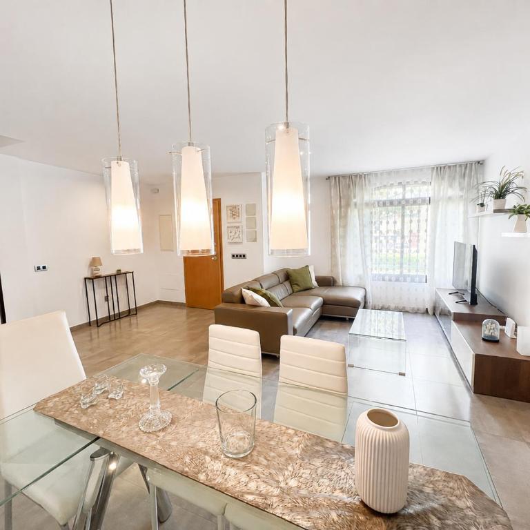 Spacious Family Townhouse in Cancelada, Near Golf Courses and the Beach - Three-Bedroom House - 15