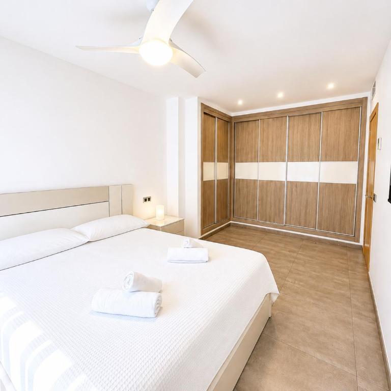 Spacious Family Townhouse in Cancelada, Near Golf Courses and the Beach - Three-Bedroom House - 25