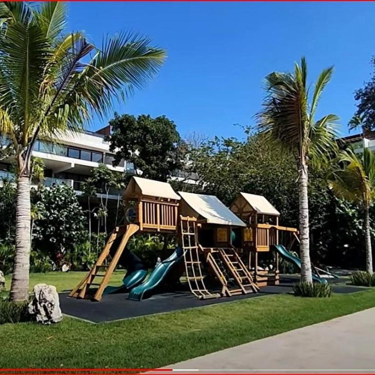 Playacar Luxury 2-Bedroom Retreat - Multiple Pools - Appartement 2 Chambres - 24
