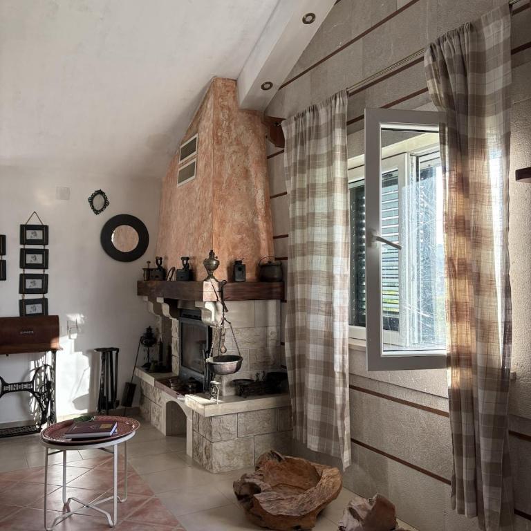 Farmhouse Mocila - Authentic Farm Stay - Haus mit 3 Schlafzimmern - 1
